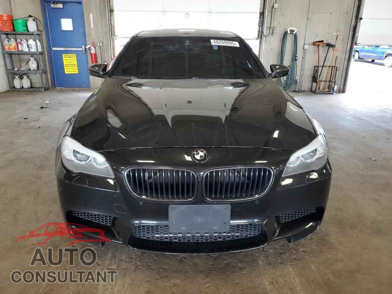 BMW M5 2013 - WBSFV9C56DD095582
