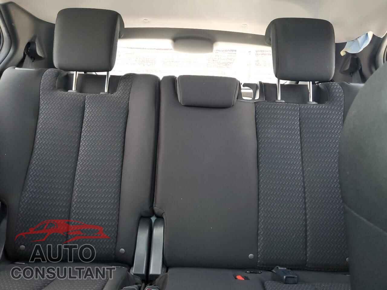 MITSUBISHI ECLIPSE 2018 - JA4AT4AA3JZ068438