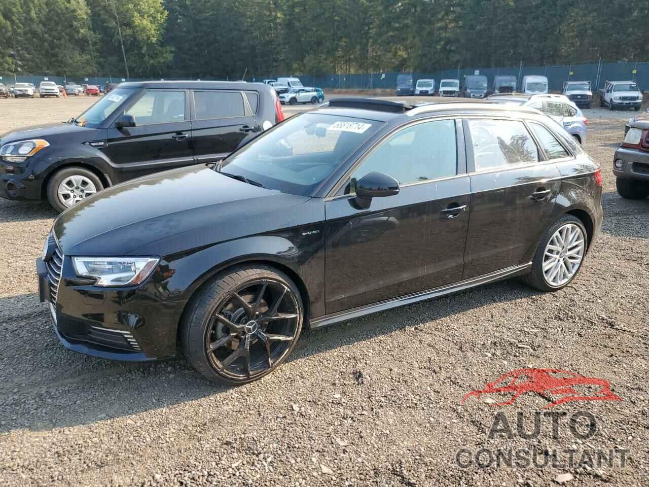 AUDI A3 2018 - WAUUPBFF4JA082506