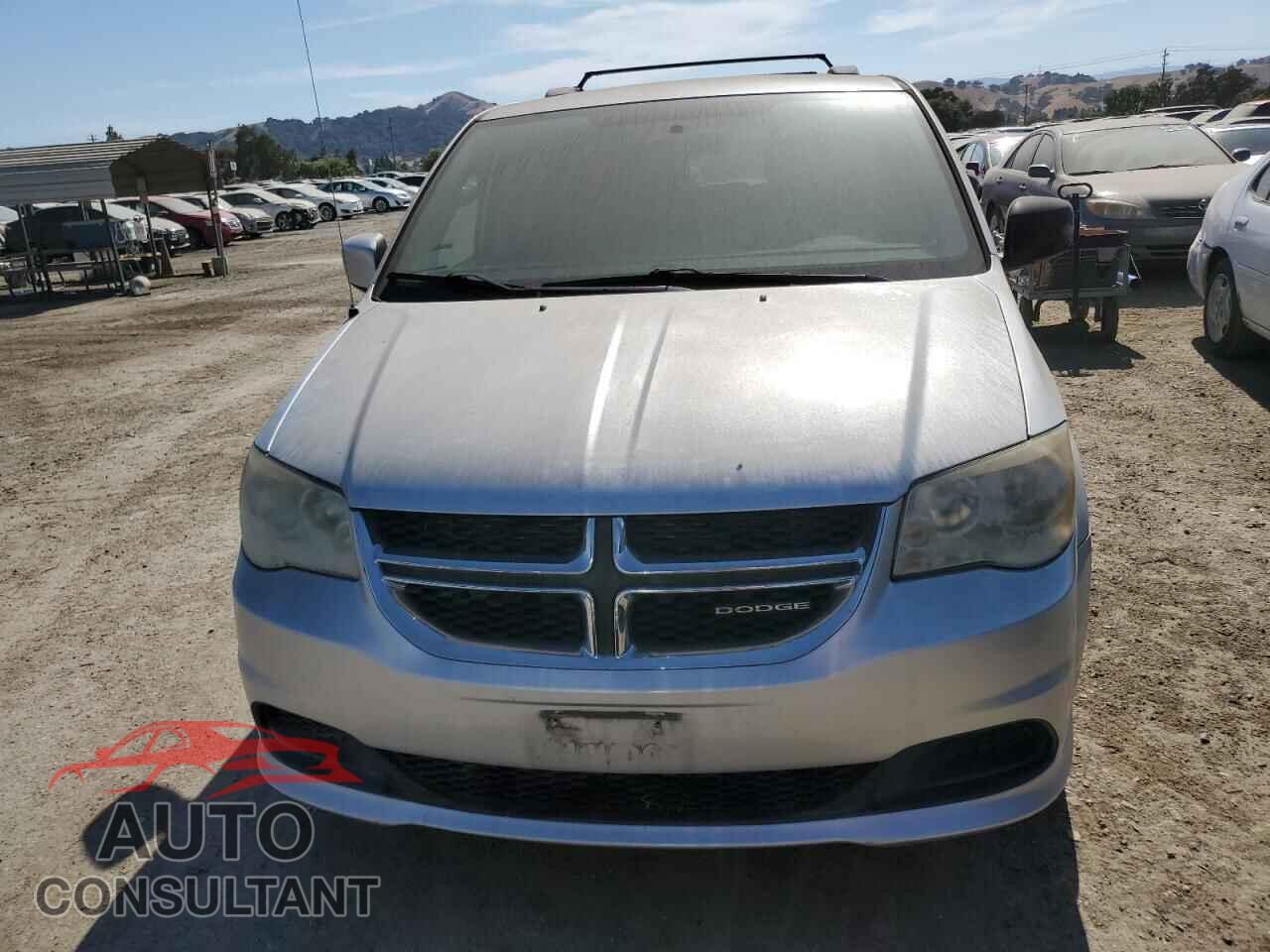 DODGE CARAVAN 2011 - 2D4RN3DG6BR755814