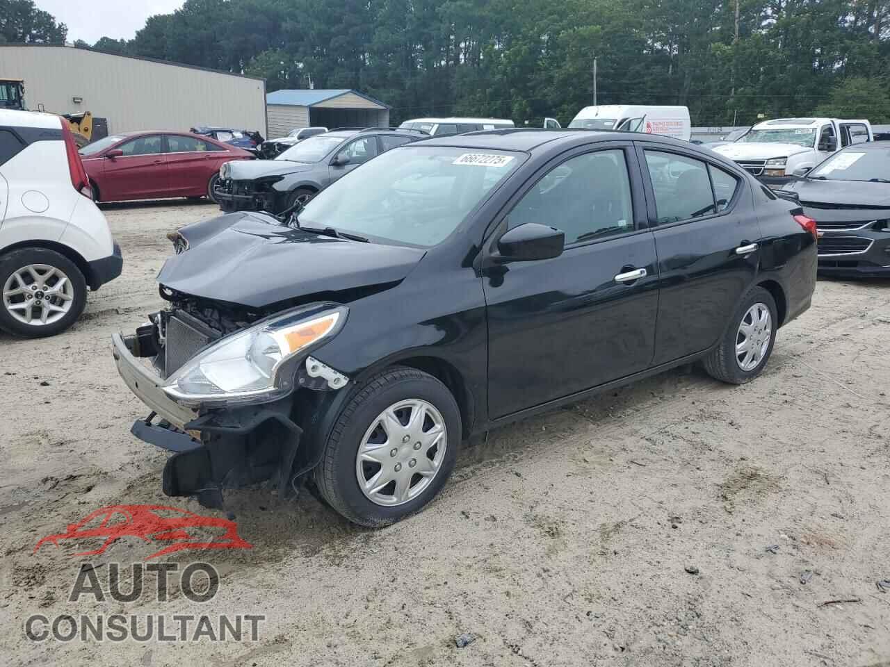 NISSAN VERSA 2019 - 3N1CN7AP3KL868585