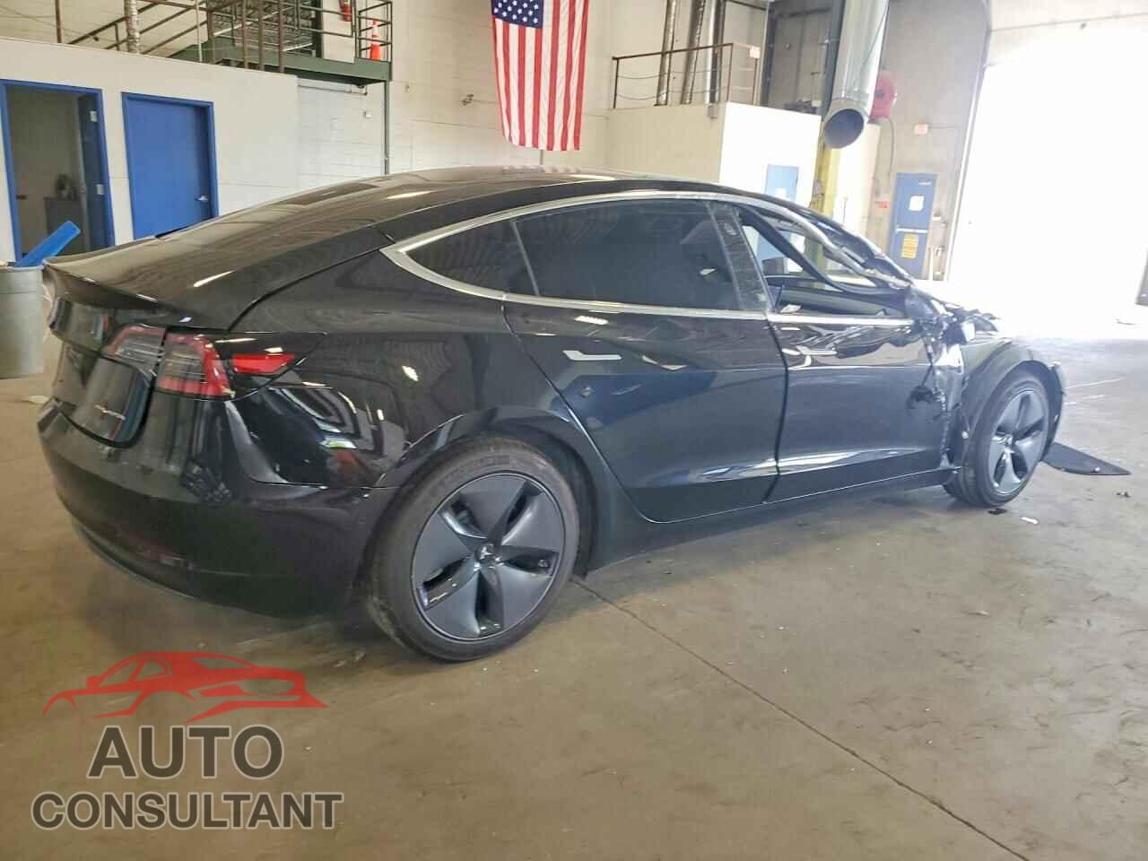TESLA MODEL 3 2018 - 5YJ3E1EB7JF077157