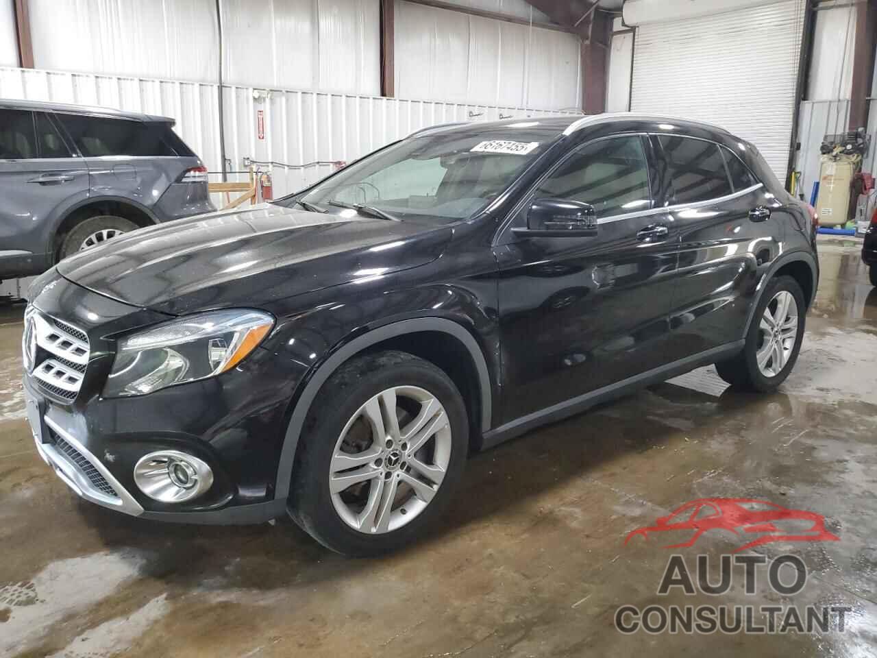 MERCEDES-BENZ GLA-CLASS 2018 - WDCTG4GB1JJ393617
