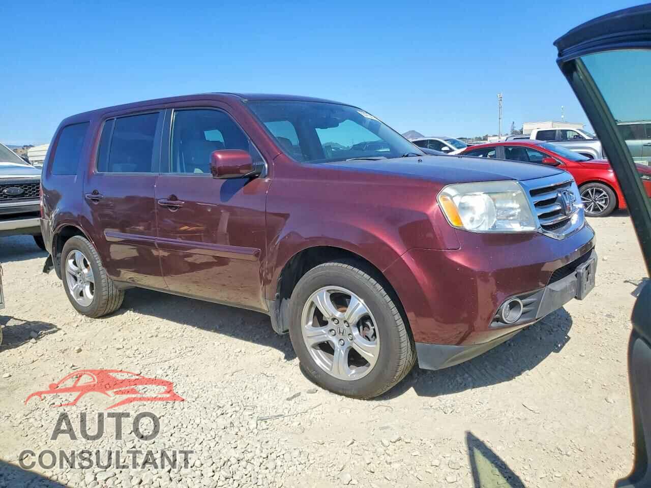 HONDA PILOT 2013 - 5FNYF4H50DB085874