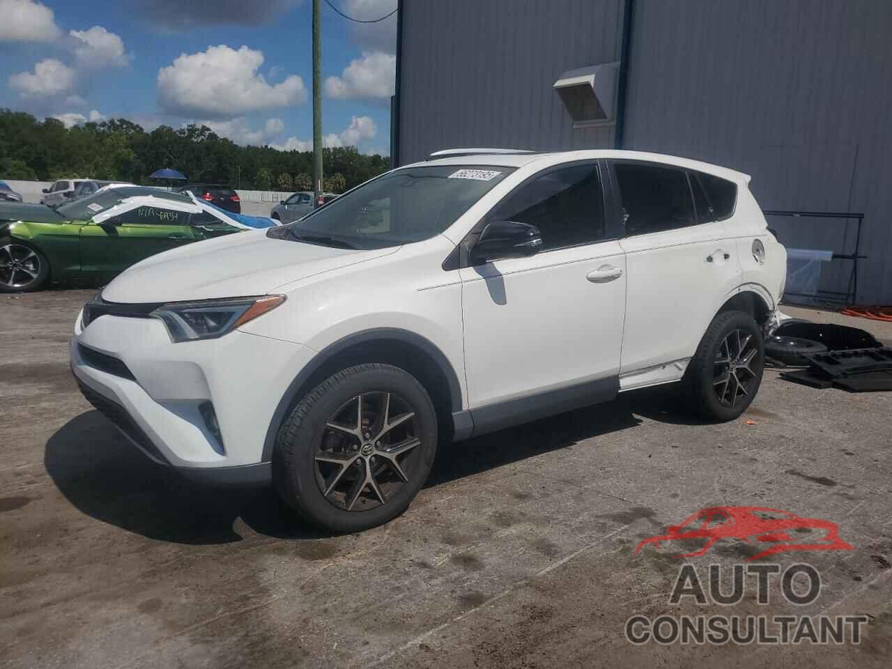 TOYOTA RAV4 2018 - JTMNFREV9JD113288