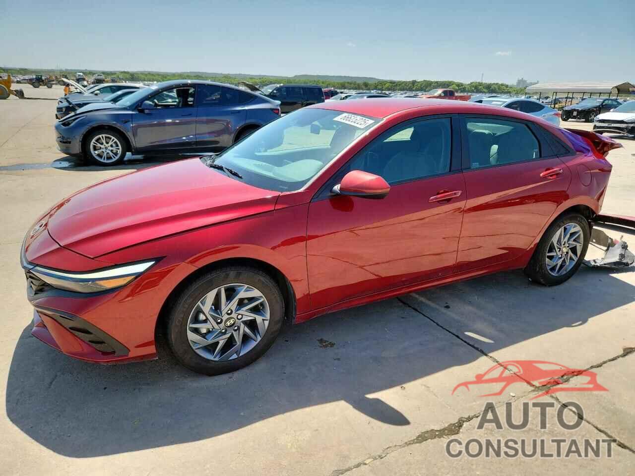 HYUNDAI ELANTRA 2024 - KMHLM4DJ7RU105972