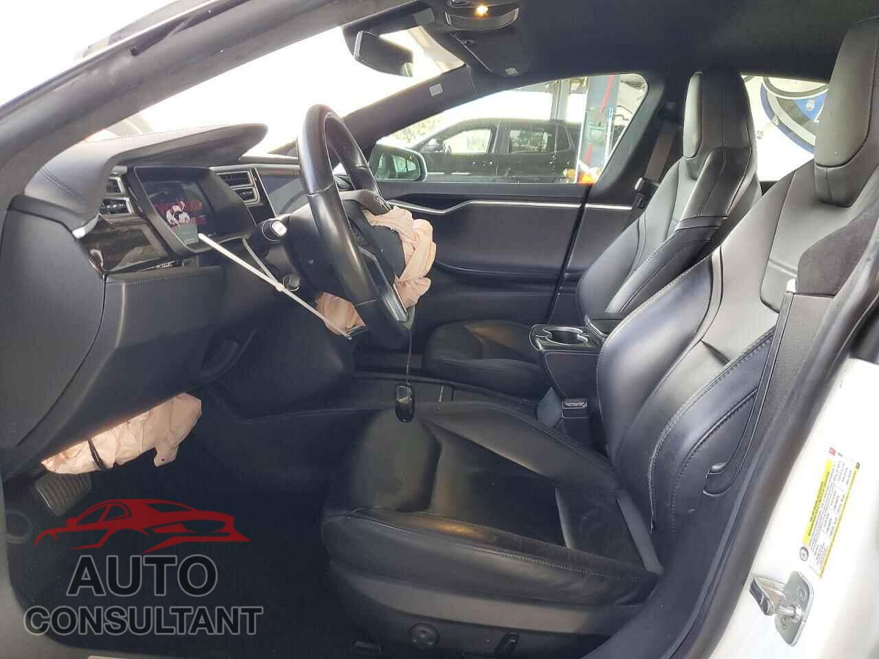 TESLA MODEL S 2016 - 5YJSA1E25GF159582