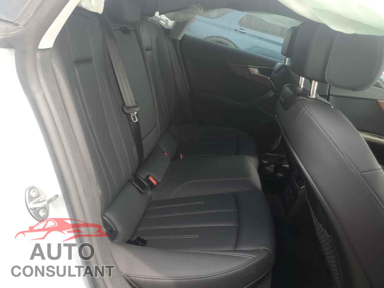 AUDI A5 2022 - WAUCBCF52NA030031