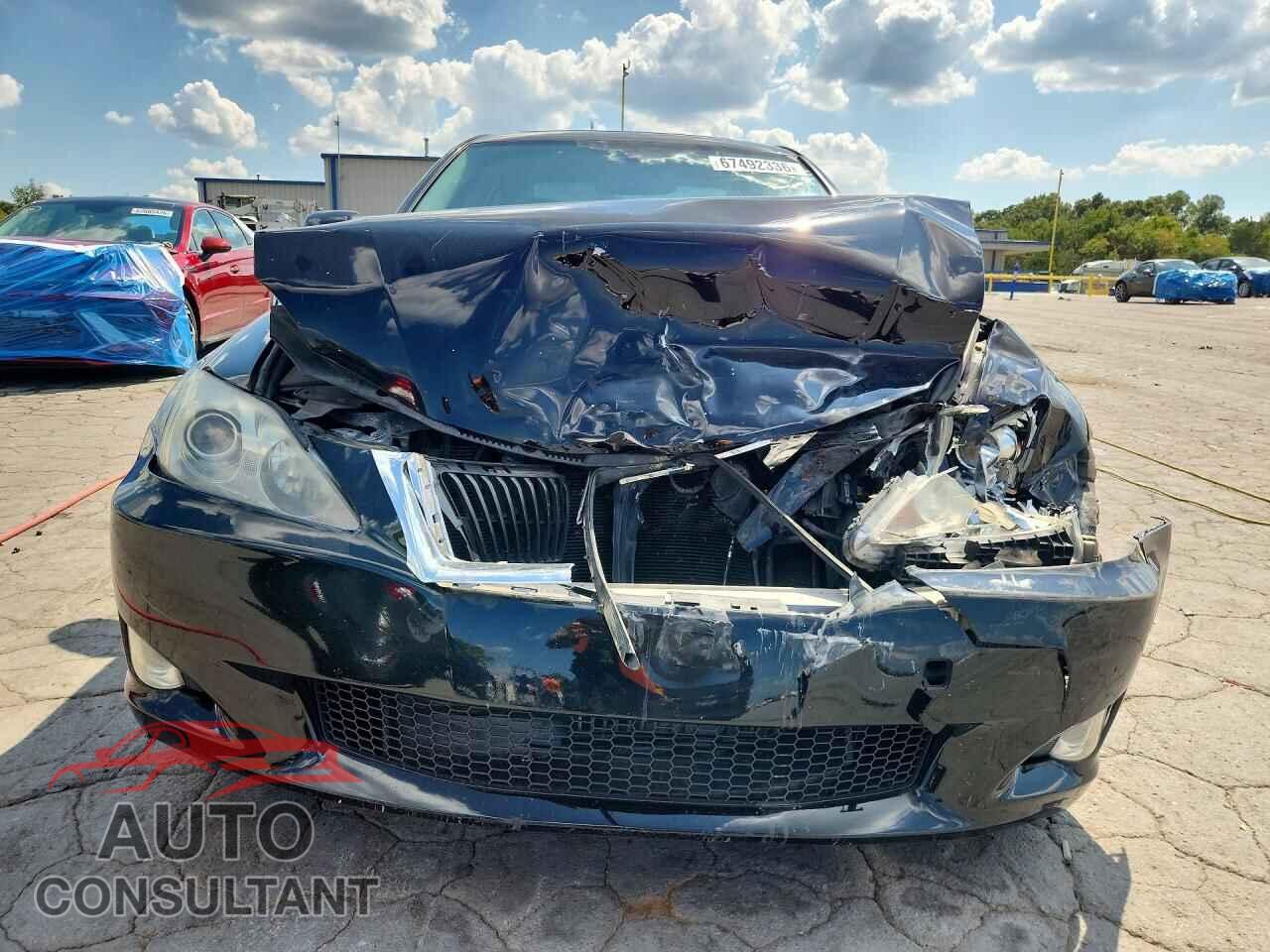 LEXUS IS 2010 - JTHBF5C20A5120773
