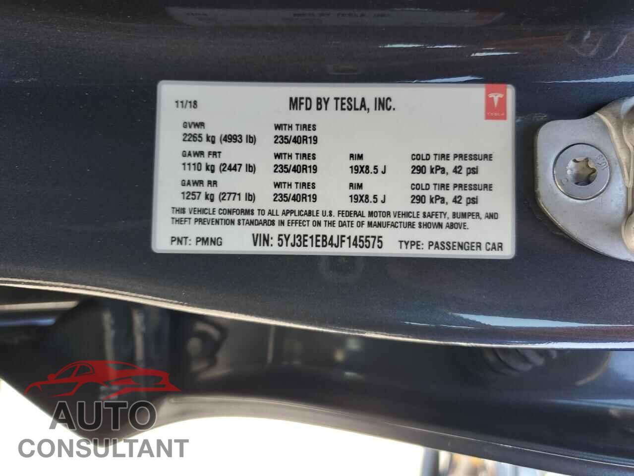 TESLA MODEL 3 2018 - 5YJ3E1EB4JF145575