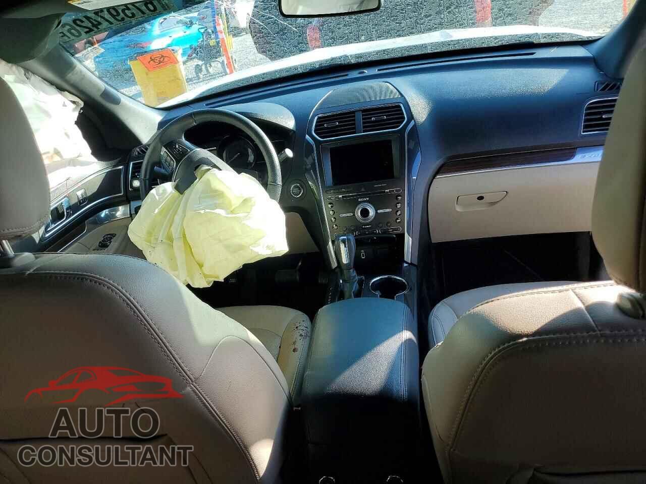 FORD EXPLORER 2018 - 1FM5K7F89JGB15237