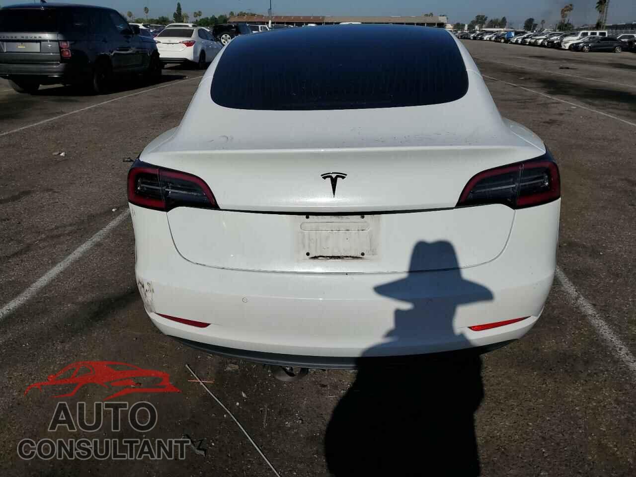 TESLA MODEL 3 2018 - 5YJ3E1EA2JF069975