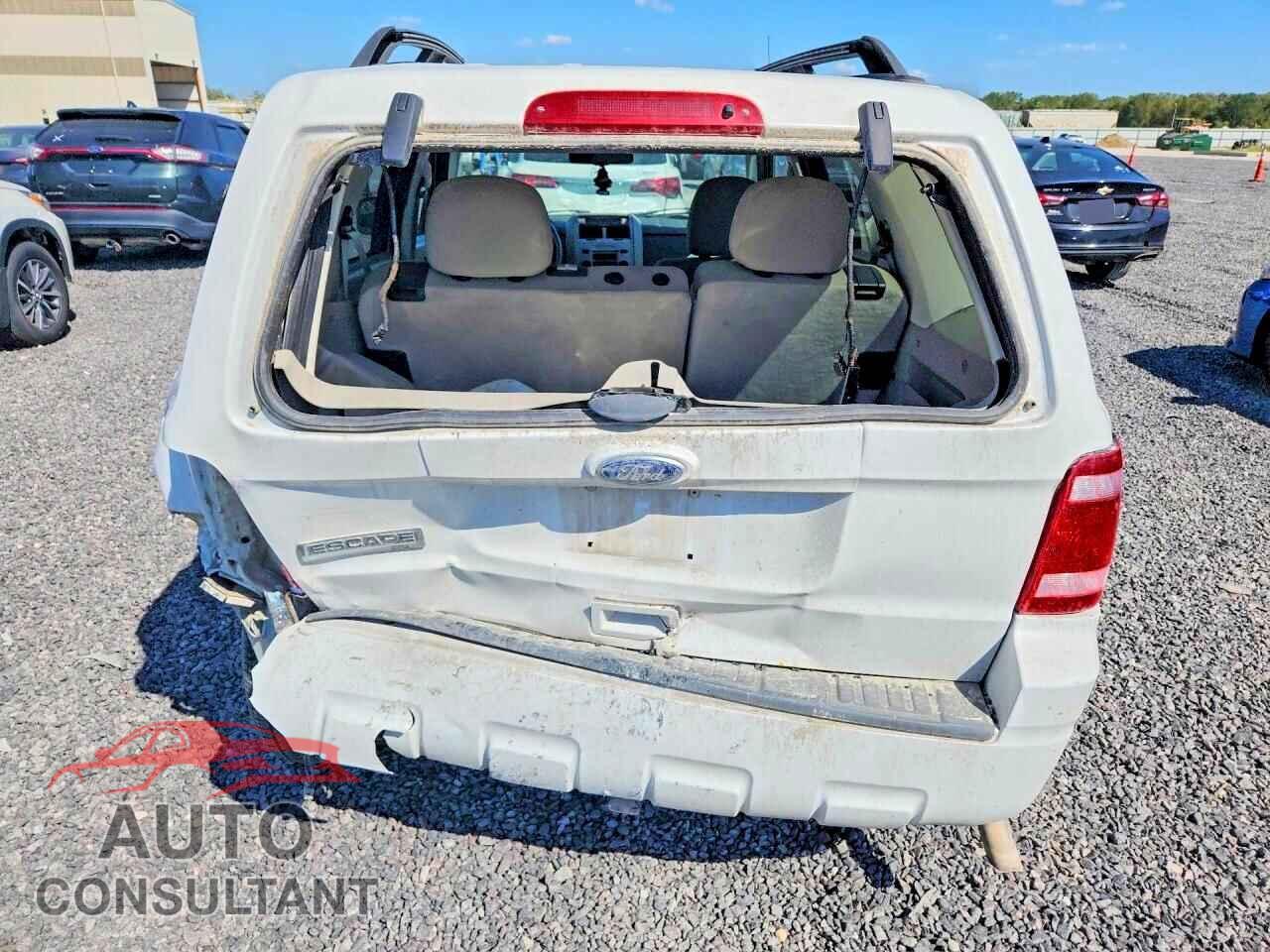 FORD ESCAPE 2011 - 1FMCU9D77BKC12751