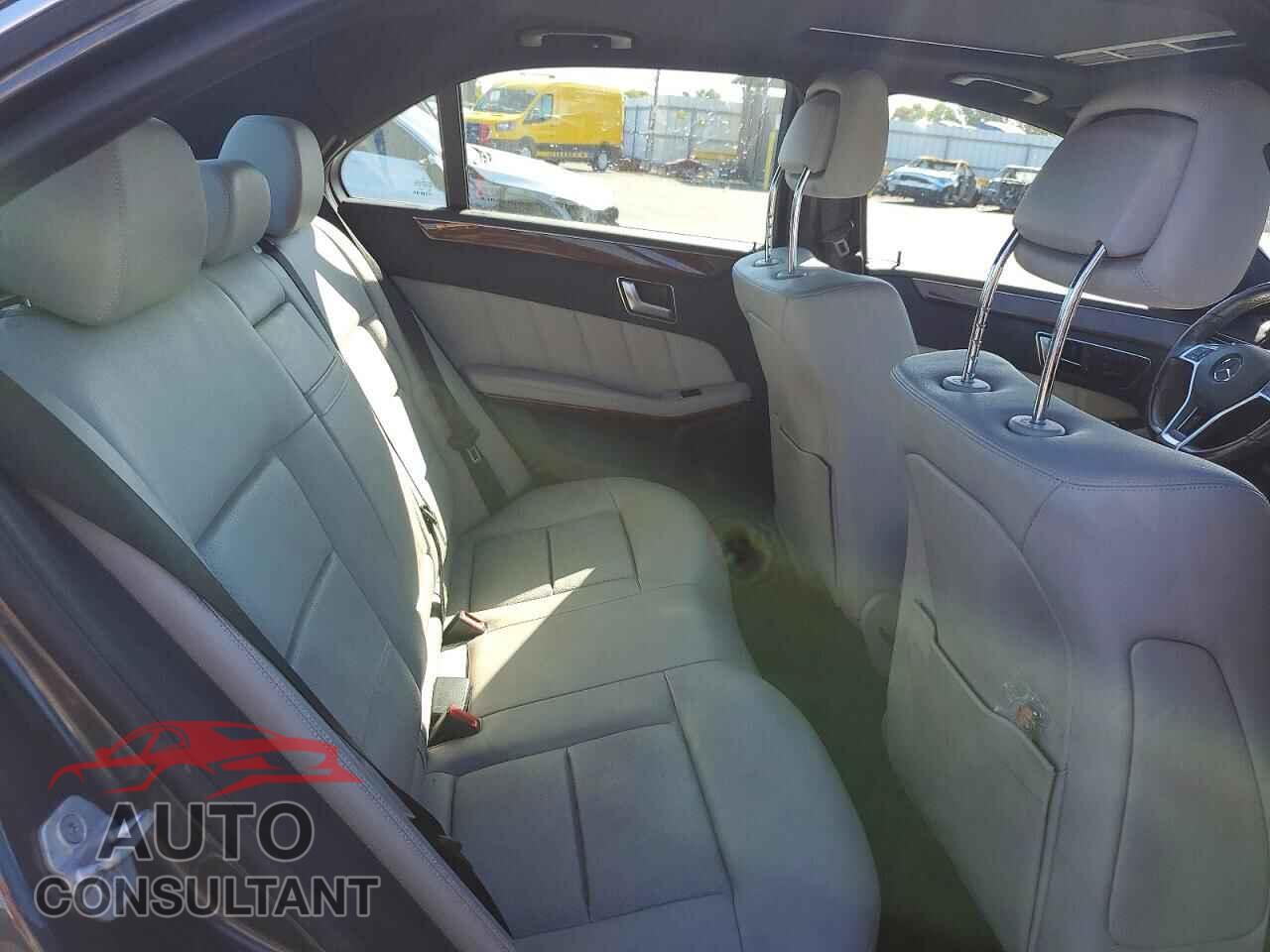MERCEDES-BENZ E-CLASS 2012 - WDDHF5KB2CA603632