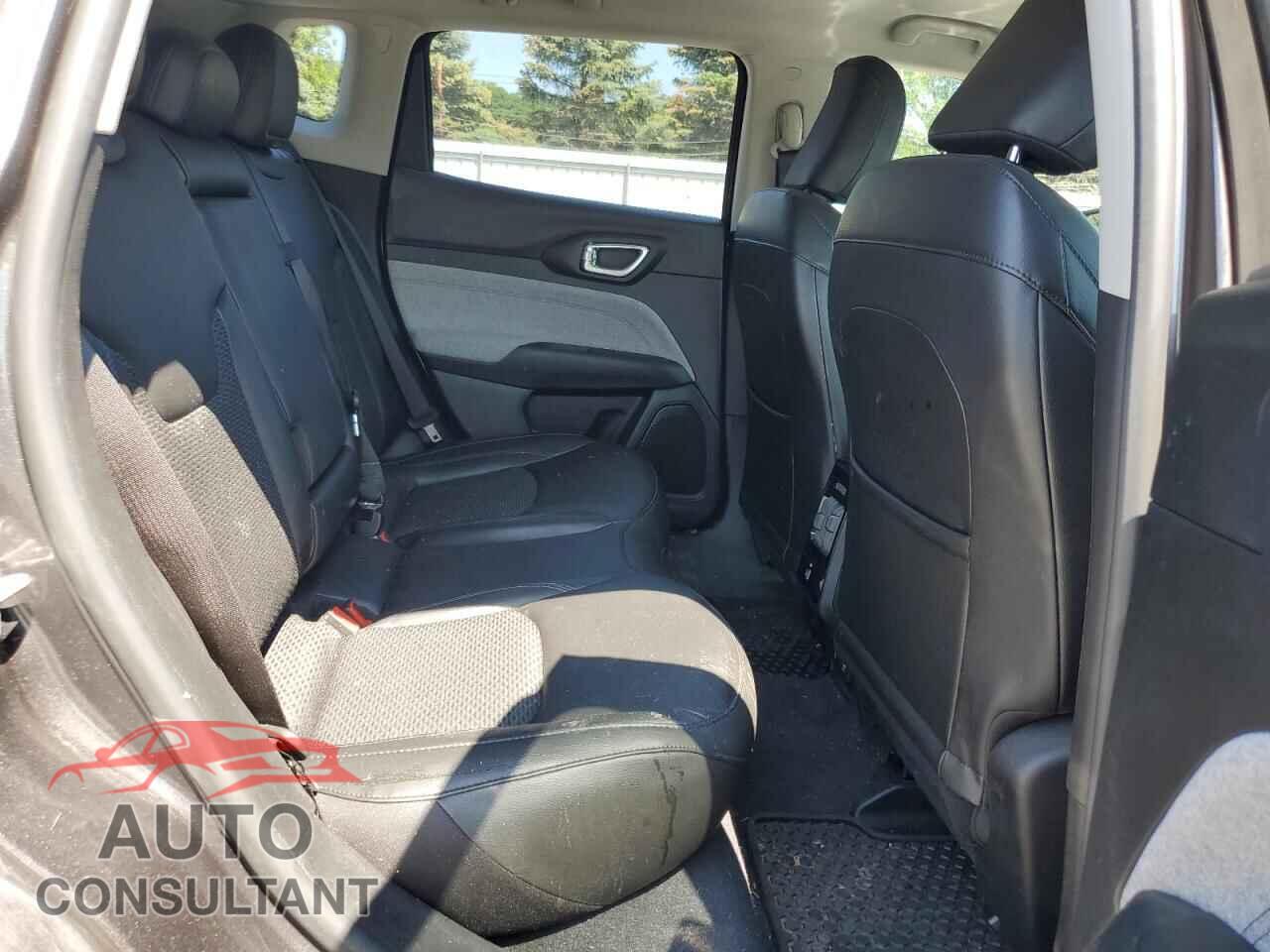 JEEP COMPASS 2022 - 3C4NJDBB2NT231114