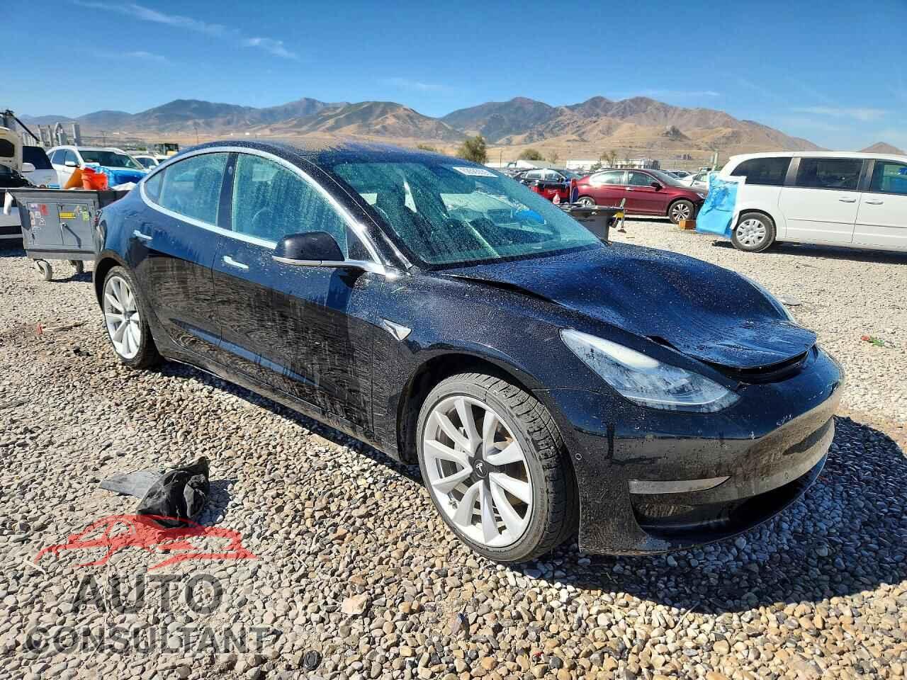 TESLA MODEL 3 2018 - 5YJ3E1EA7JF023669