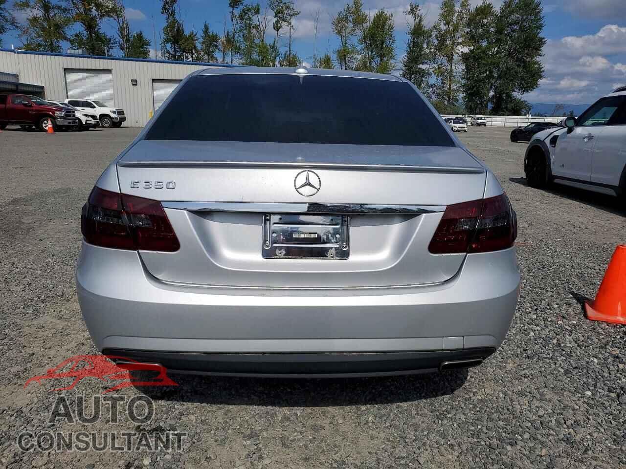 MERCEDES-BENZ E-CLASS 2012 - WDDHF5KB0CA605881