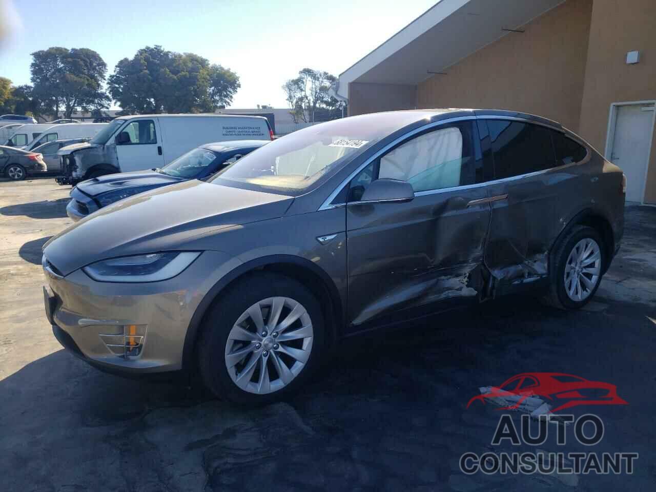 TESLA MODEL X 2016 - 5YJXCAE20GF001859