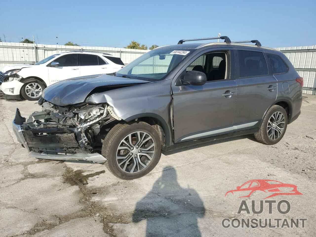 MITSUBISHI OUTLANDER 2018 - JA4AZ3A33JJ005090