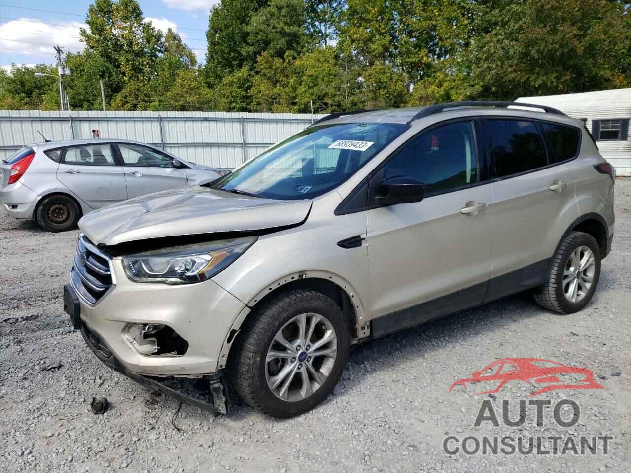 FORD ESCAPE 2017 - 1FMCU9GD8HUA48196