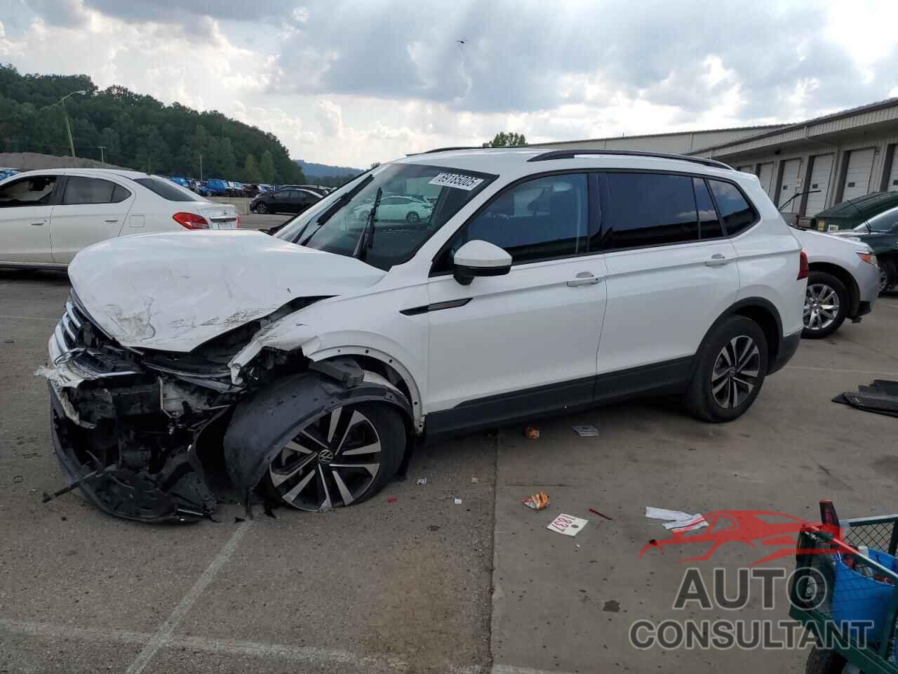 VOLKSWAGEN TIGUAN 2022 - 3VV0B7AX5NM057475