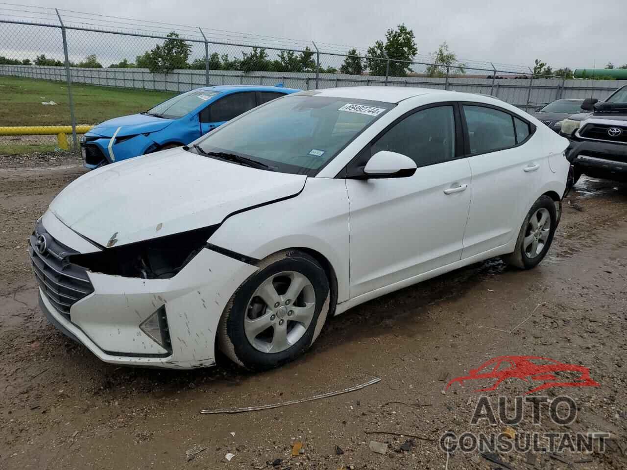 HYUNDAI ELANTRA 2019 - 5NPD84LF3KH467923