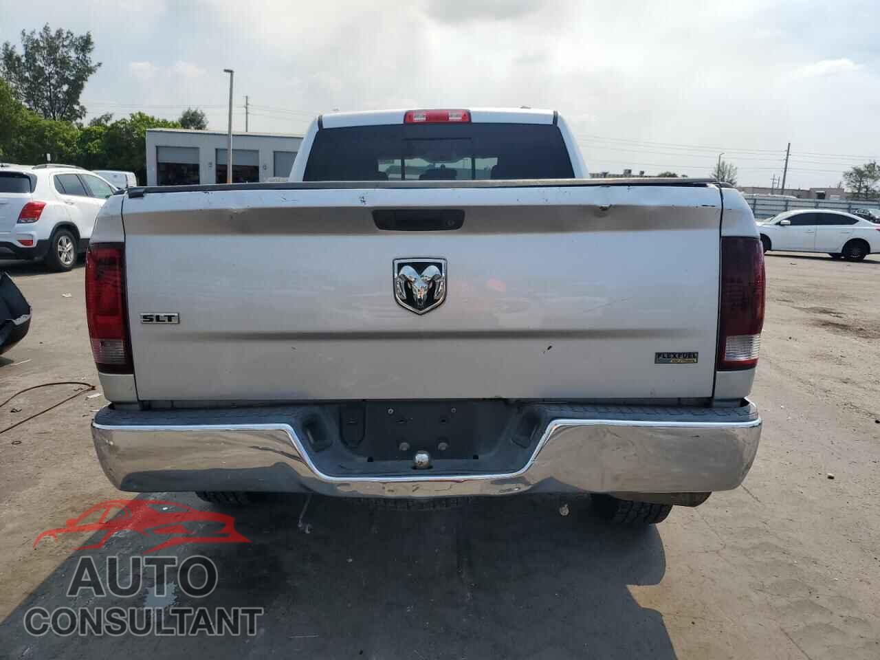 DODGE RAM 1500 2012 - 1C6RD6GP5CS193327