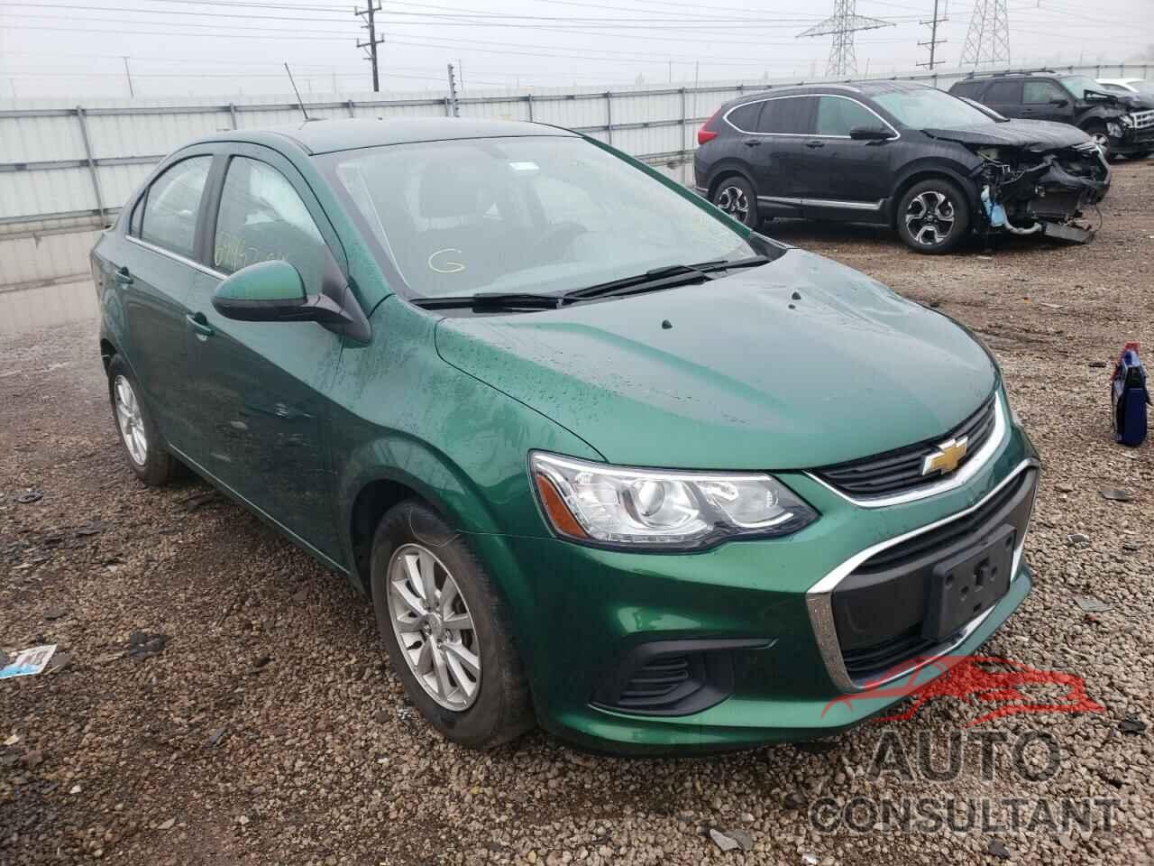 CHEVROLET SONIC 2018 - 1G1JD5SH2J4101942