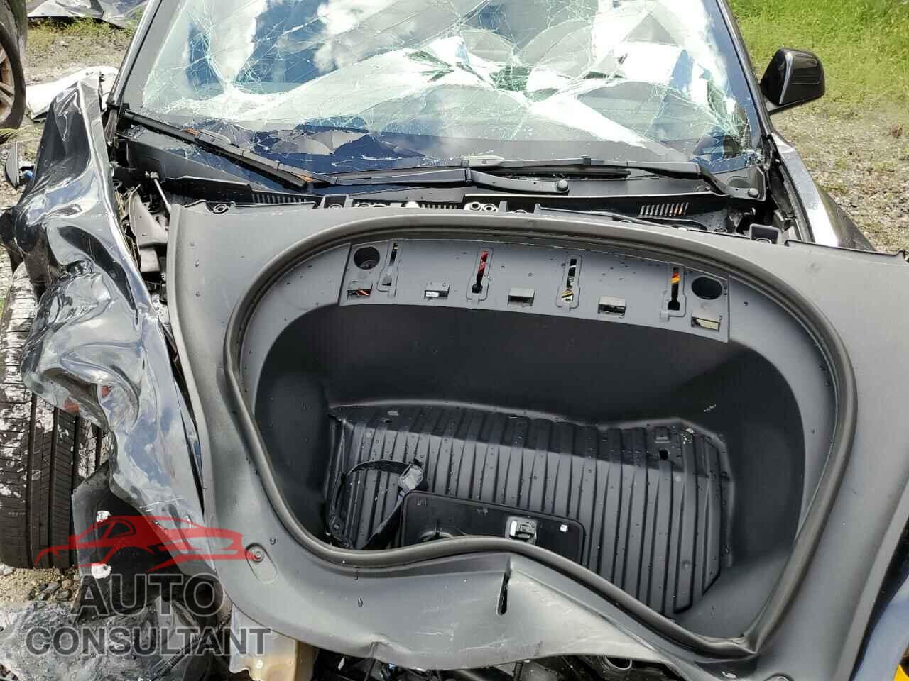 TESLA MODEL 3 2024 - 5YJ3E1EA0RF735839