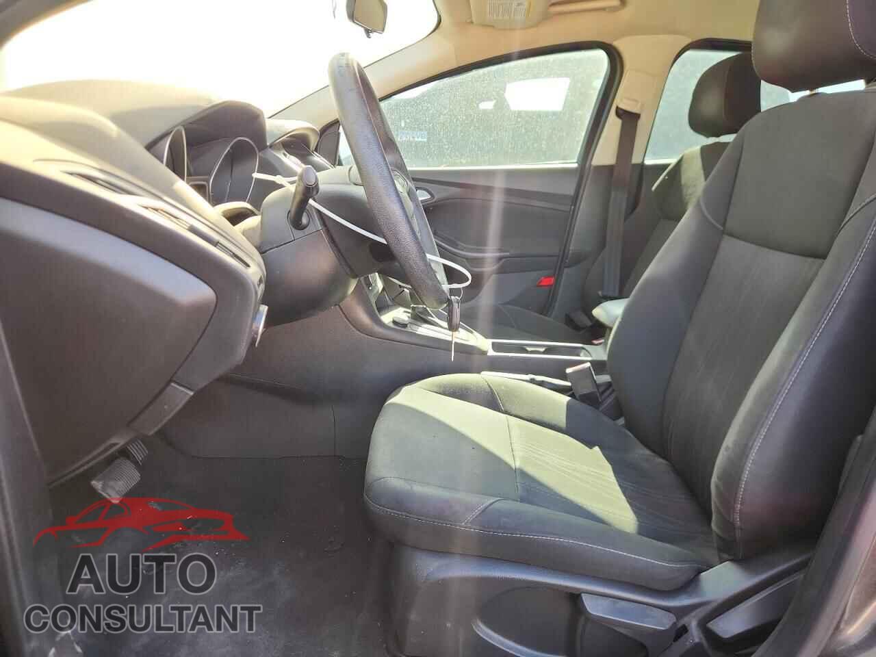 FORD FOCUS 2018 - 1FADP3FE4JL322809