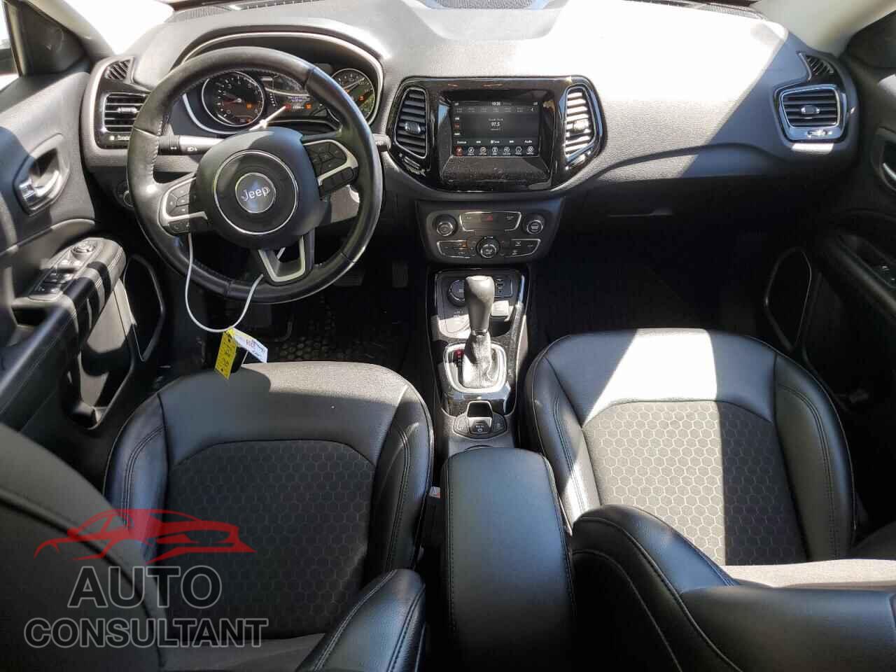 JEEP COMPASS 2020 - 3C4NJDBB1LT130286