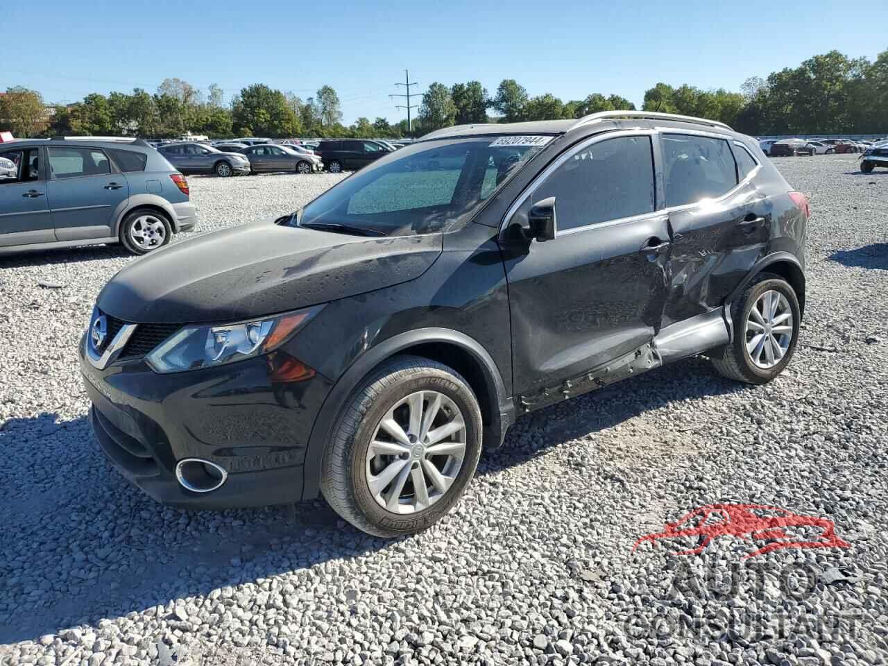 NISSAN ROGUE 2017 - JN1BJ1CP6HW025629