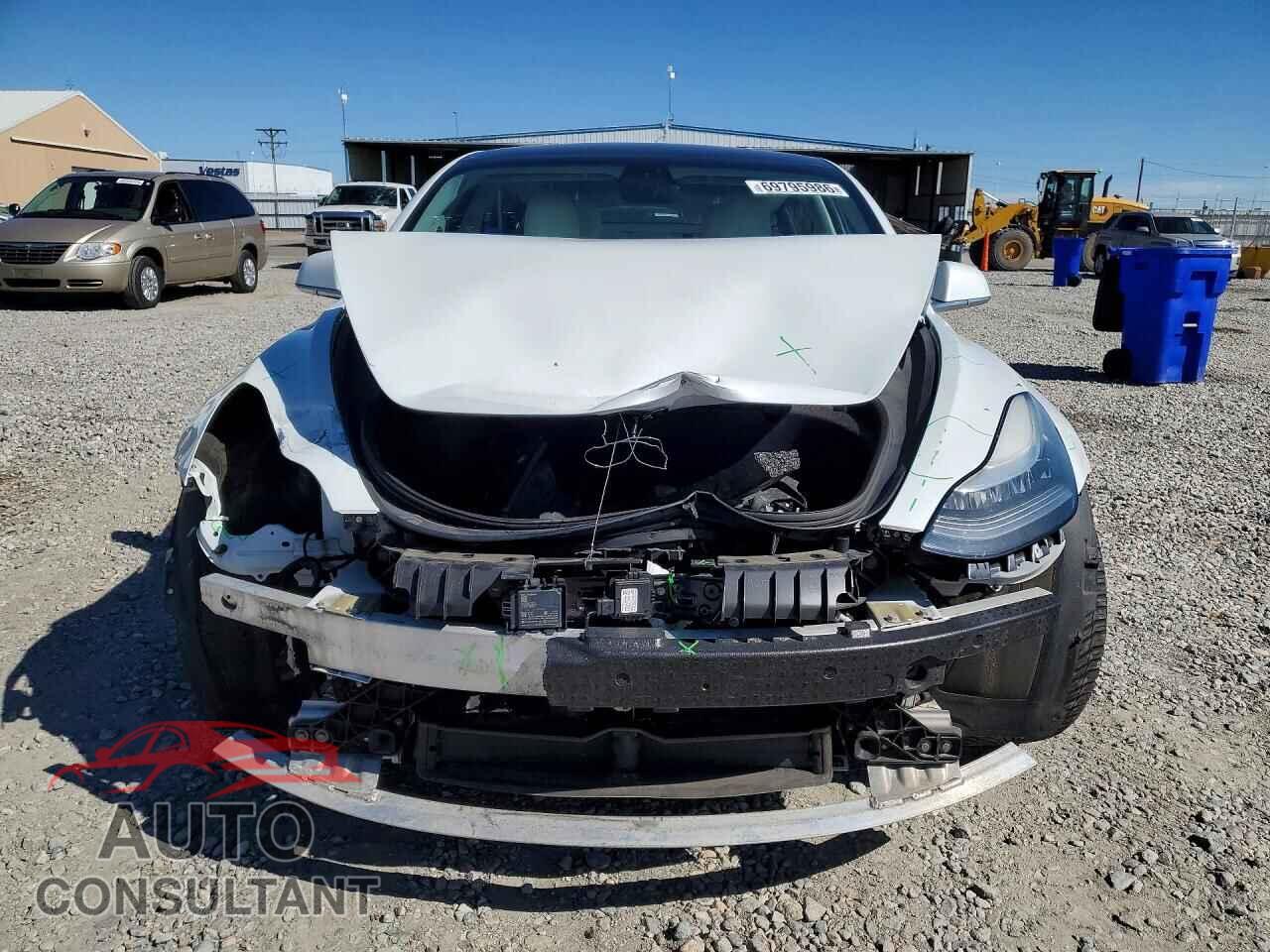 TESLA MODEL 3 2018 - 5YJ3E1EB7JF134716