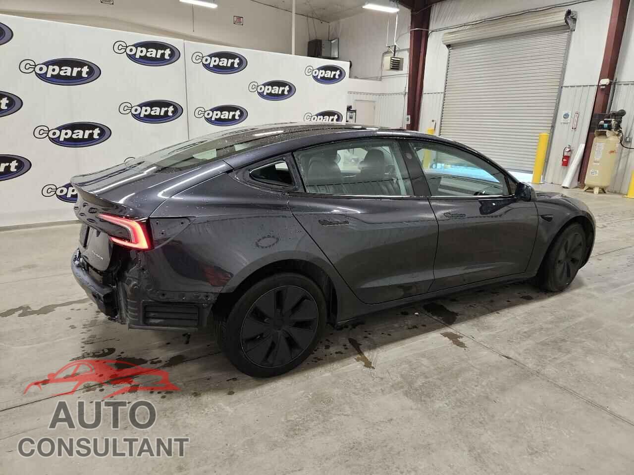 TESLA MODEL 3 2024 - 5YJ3E1EB0RF844200