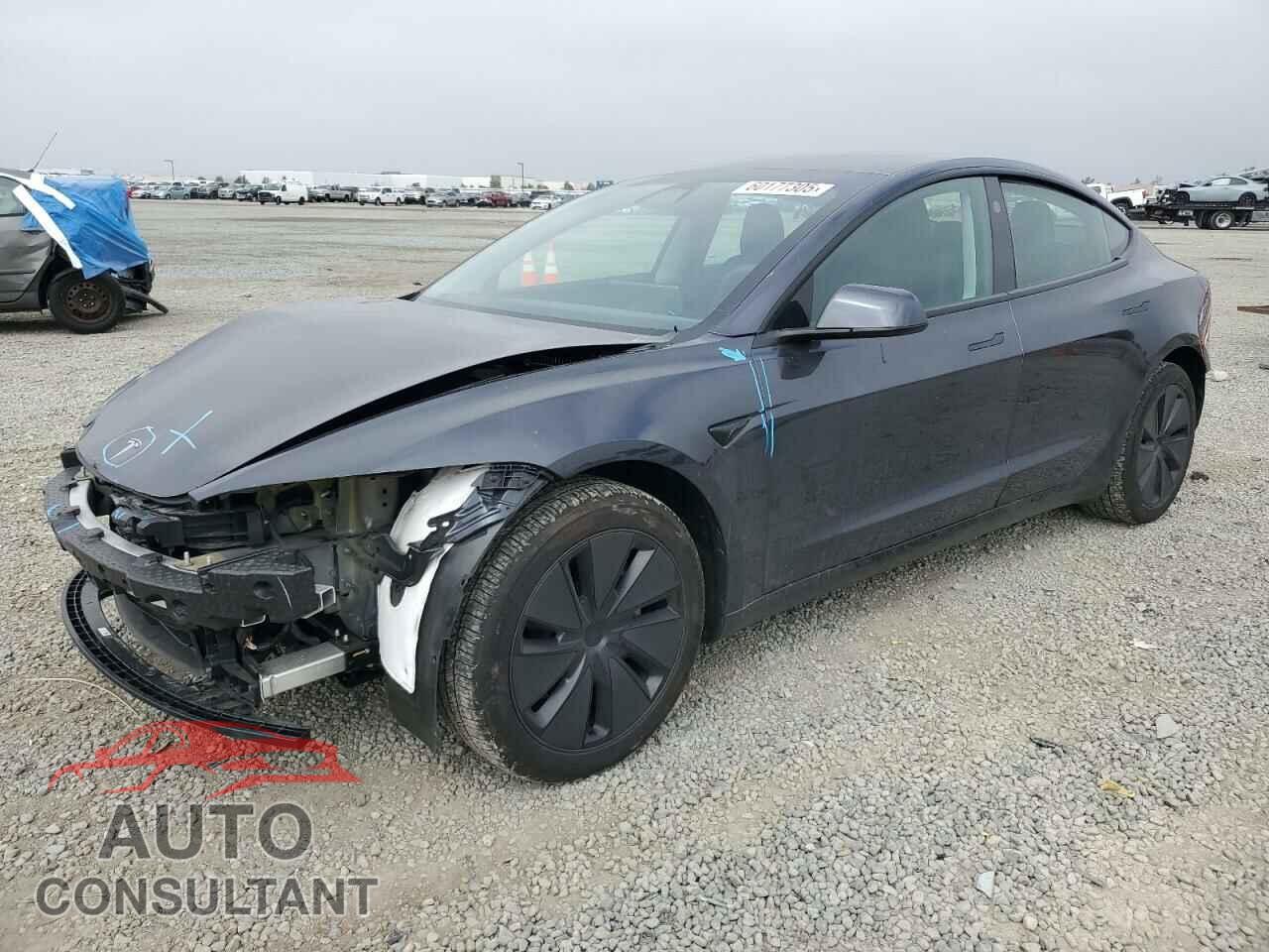 TESLA MODEL 3 2024 - 5YJ3E1EAXRF744869