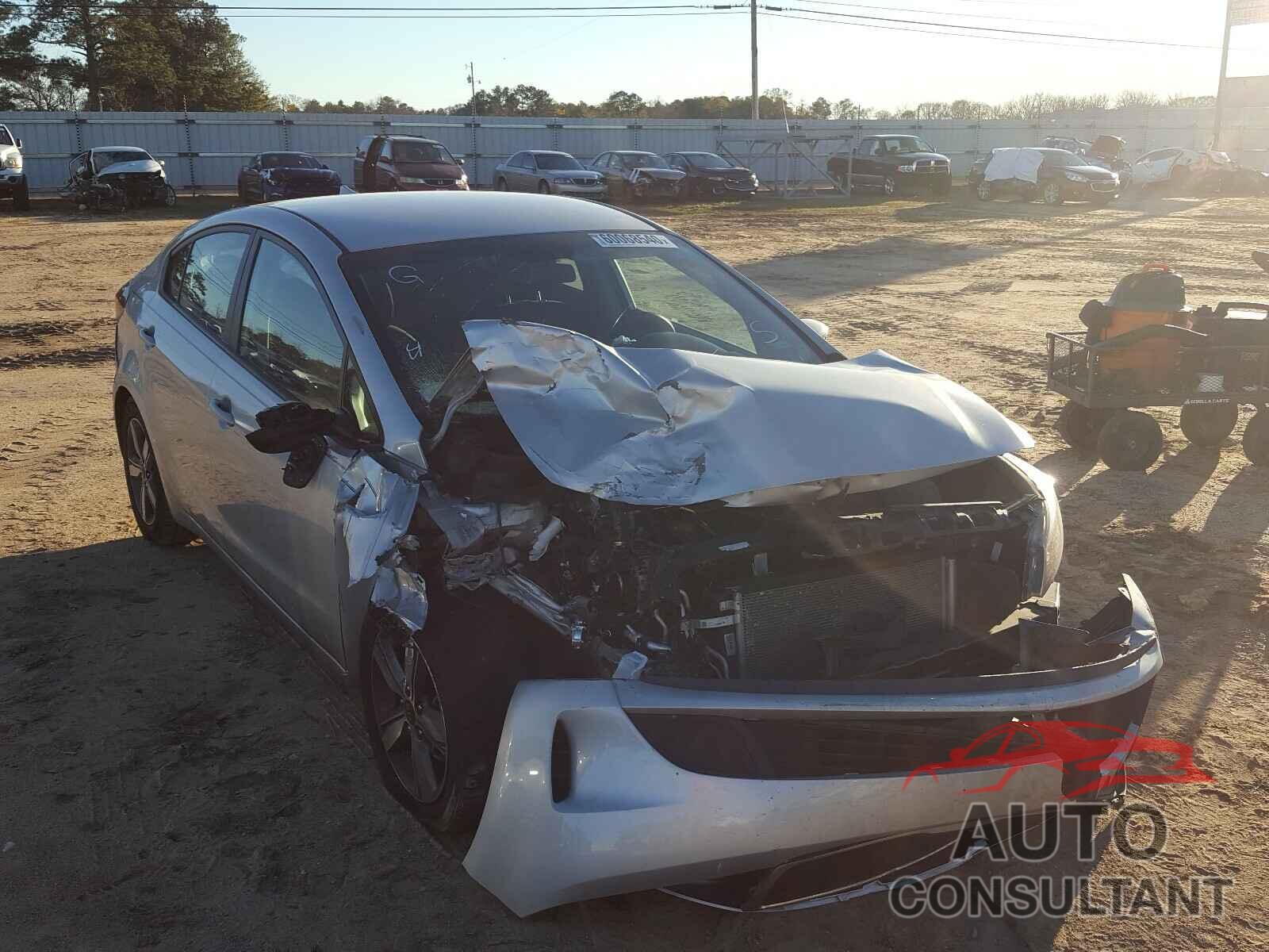 KIA FORTE 2018 - 3KPFL4A78JE200637