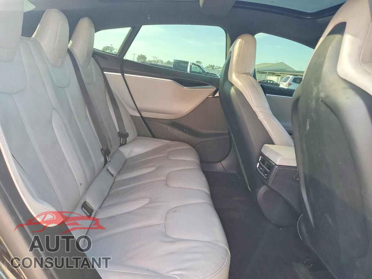 TESLA MODEL S 2016 - 5YJSA1E10GF127744