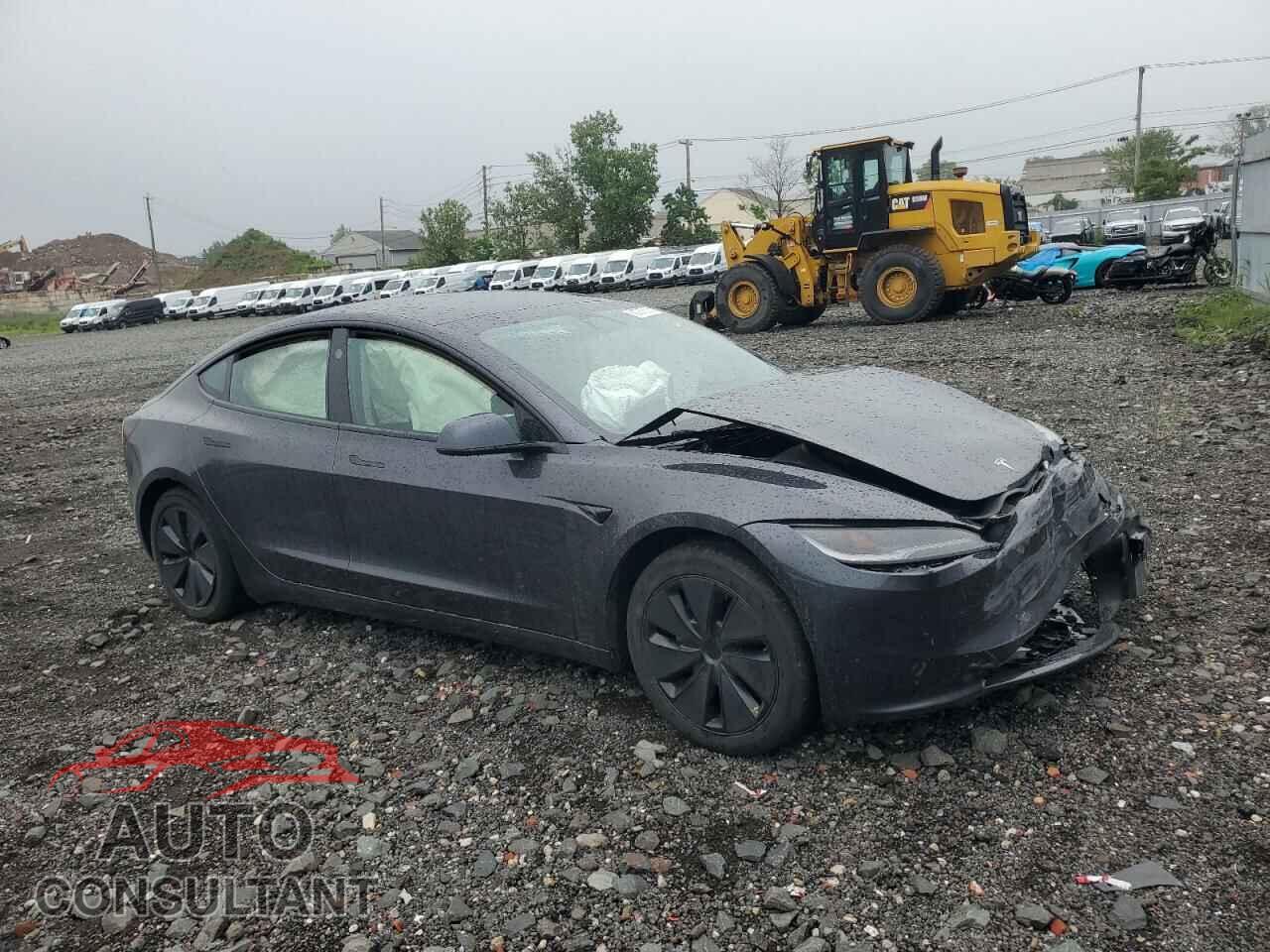TESLA MODEL 3 2024 - 5YJ3E1EA9RF740036
