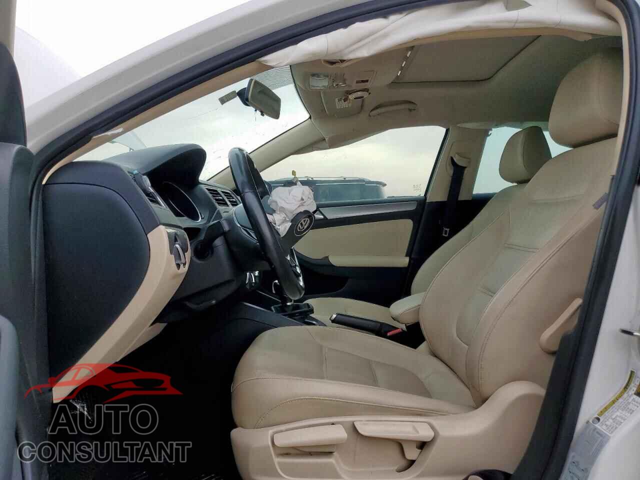VOLKSWAGEN JETTA 2017 - 3VWDB7AJ3HM214532