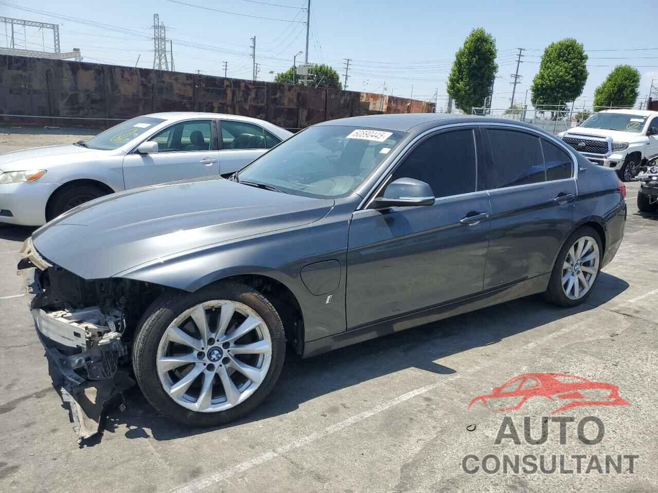 BMW 3 SERIES 2018 - WBA8E1C57JA171628