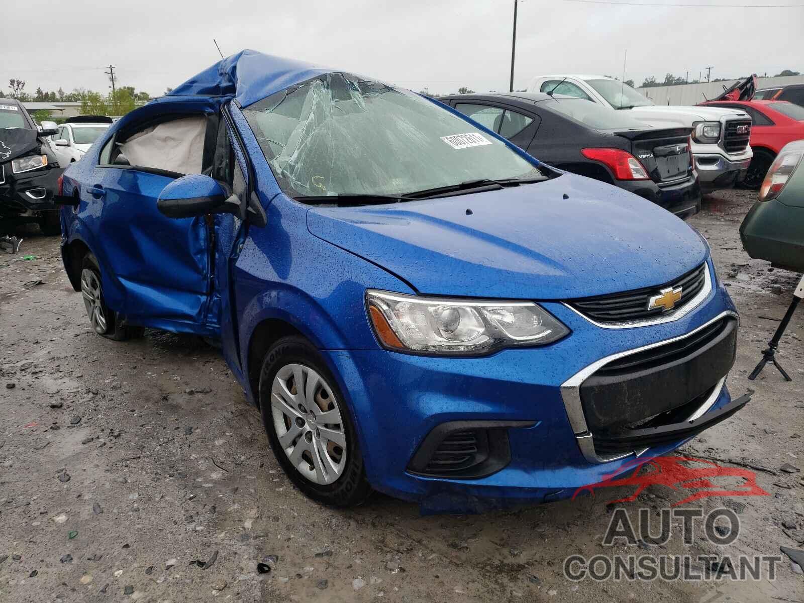 CHEVROLET SONIC 2017 - 1G1JB5SH9H4130838
