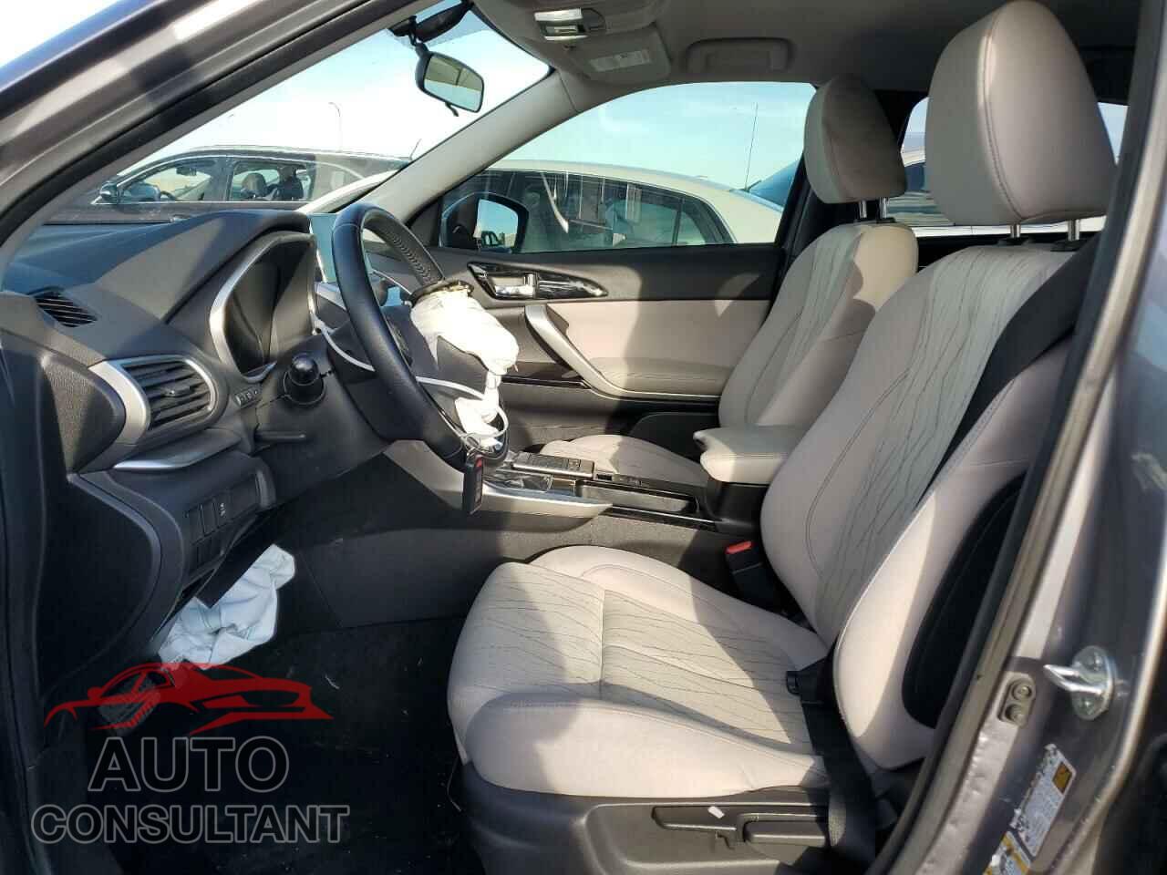 MITSUBISHI ECLIPSE 2018 - JA4AT5AA4JZ062329