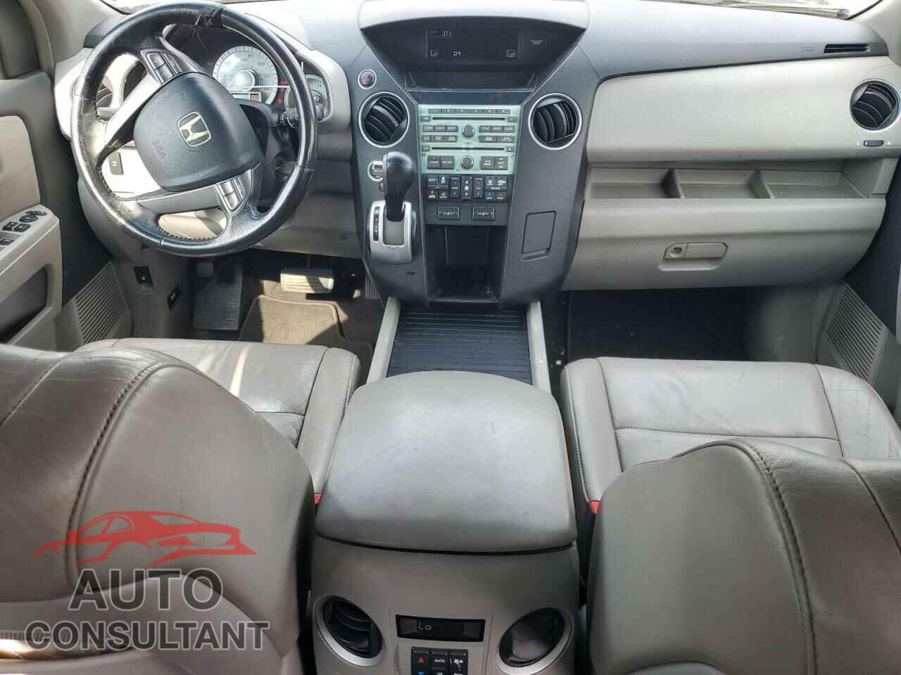 HONDA PILOT 2009 - 5FNYF48659B018588