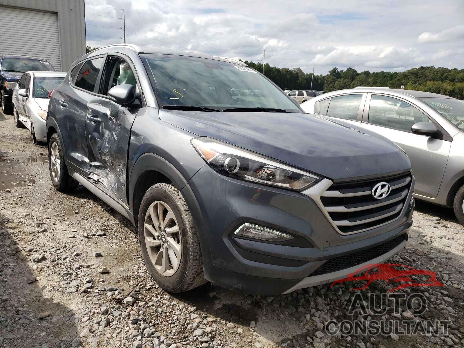 HYUNDAI TUCSON 2017 - KM8J33A20HU425487