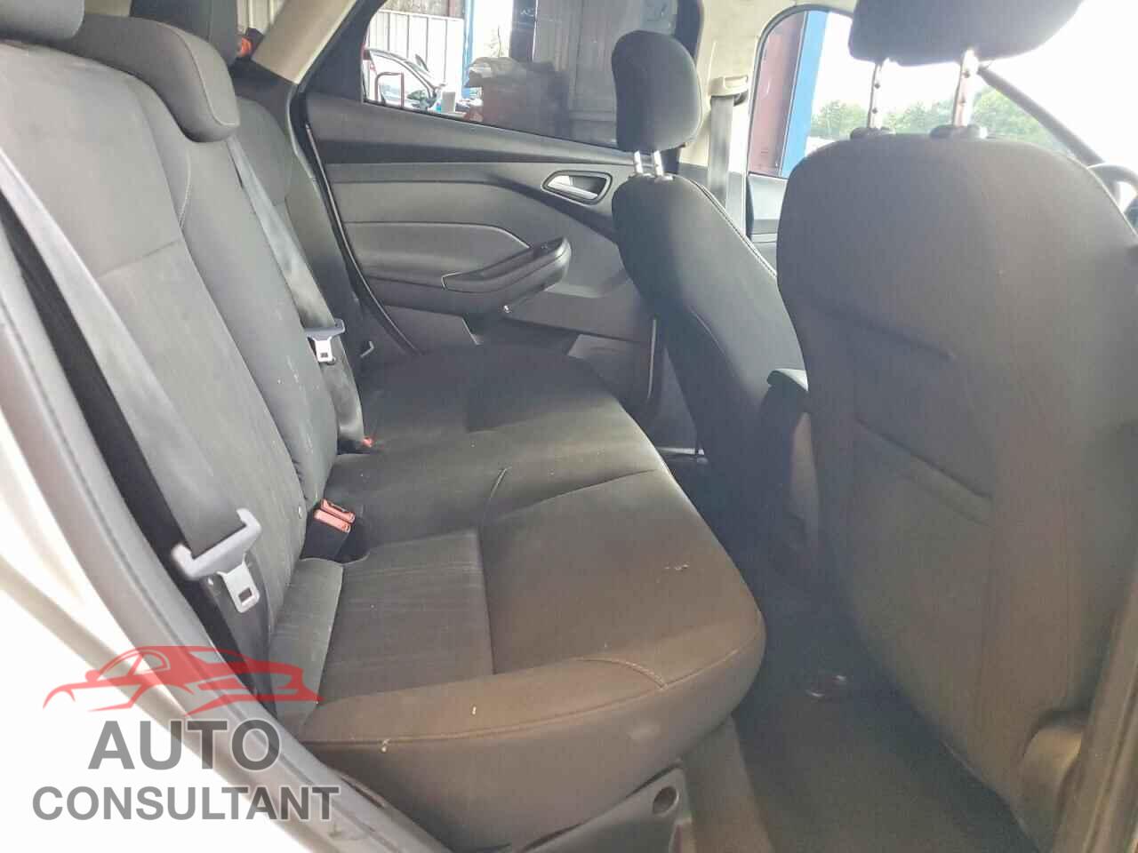 FORD FOCUS 2016 - 1FADP3F24GL348924