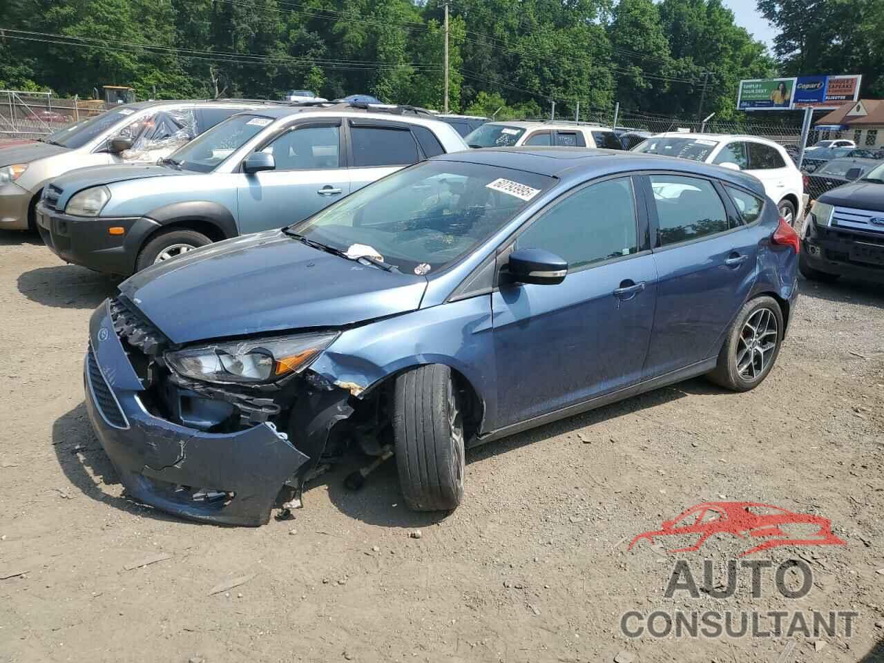 FORD FOCUS 2018 - 1FADP3M26JL318401