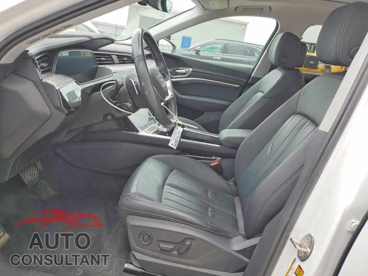 AUDI E-TRON 2021 - WA1AAAGE0MB010699