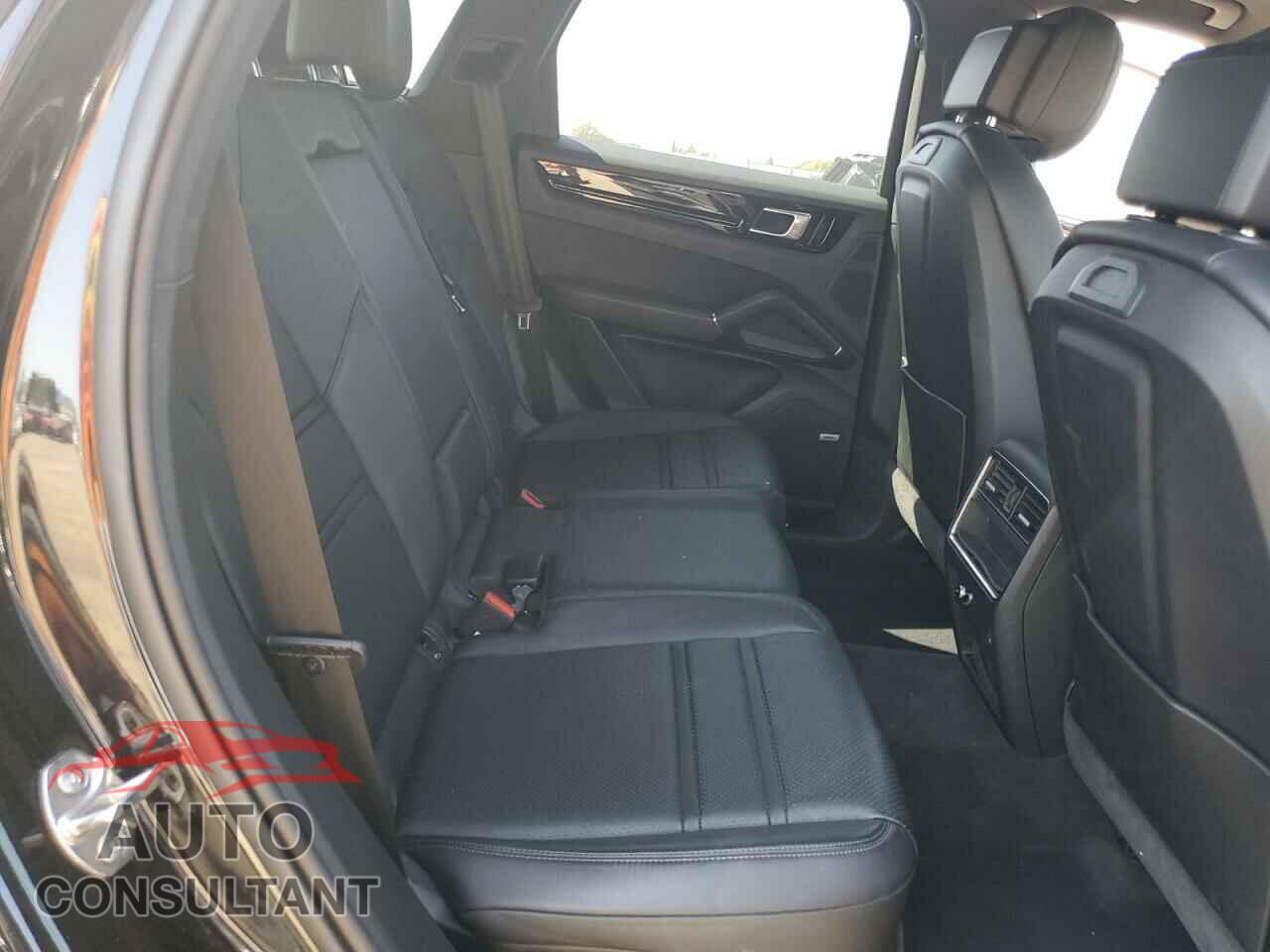 PORSCHE CAYENNE 2019 - WP1AA2AY3KDA08539