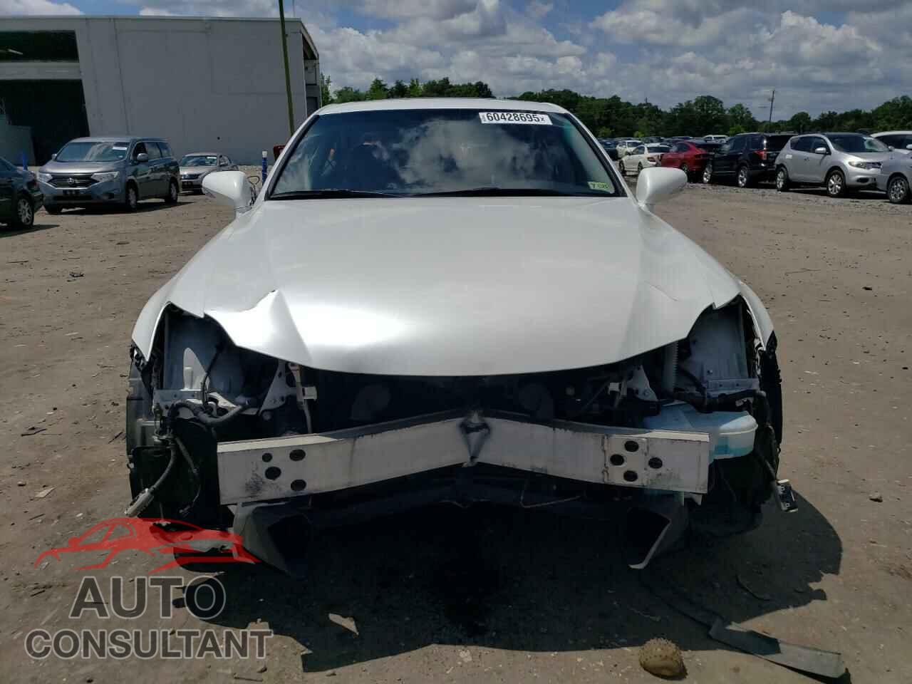 LEXUS IS 2011 - JTHCF5C24B5050197