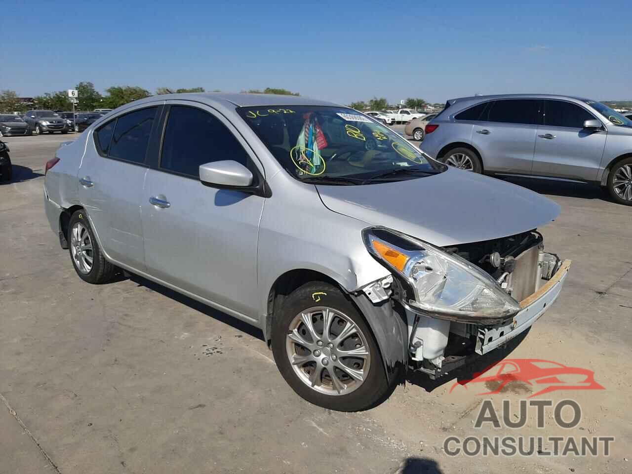 NISSAN VERSA 2017 - 3N1CN7AP9HL854487